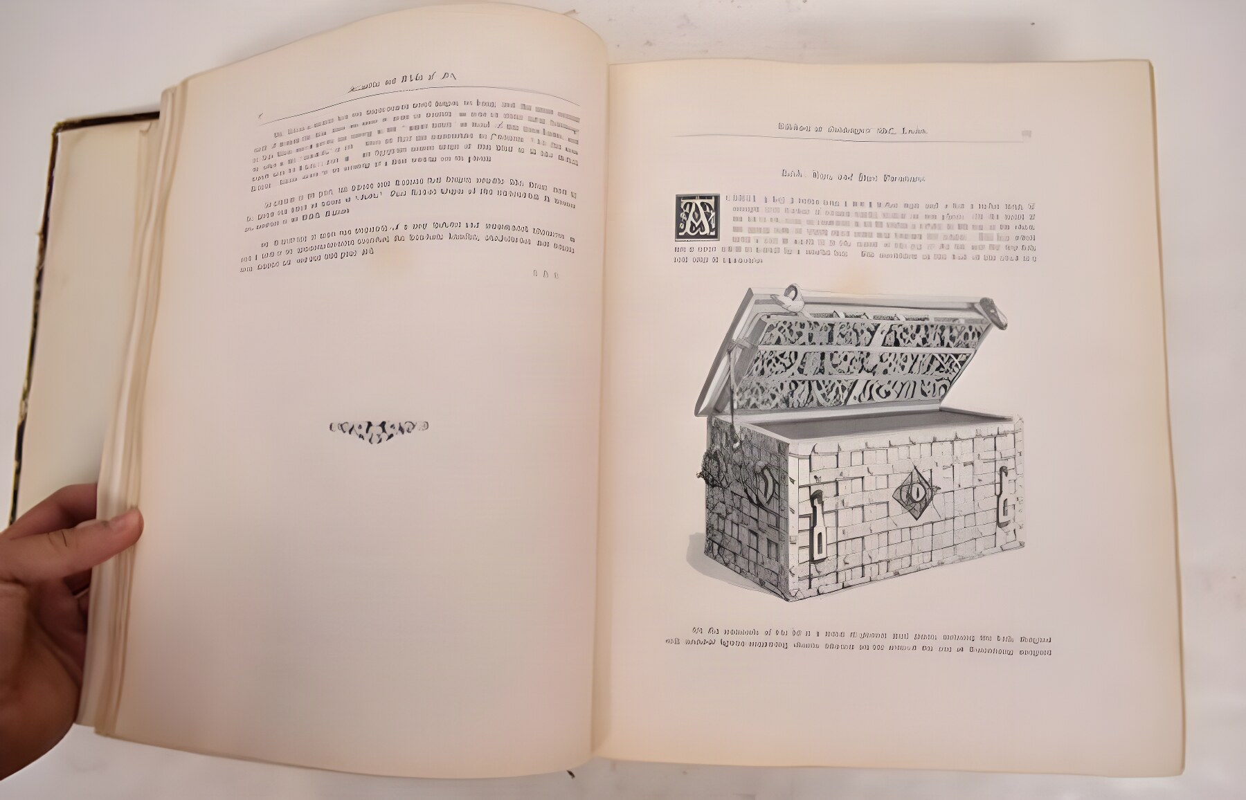 A Catalogue of the Antiquities and Works of Art exhibited at Ironmongers' Hall, London, in the month of May, 1861...(2 Vols.)by: N/A