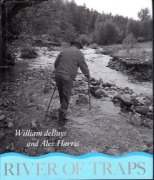 River of Traps: A Village Lifeby: William Debuys , Alex Harris (Photog.) 