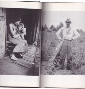 Let Us Now Praise Famous Men by: James Agee / Walker Evans (Photographer) 
