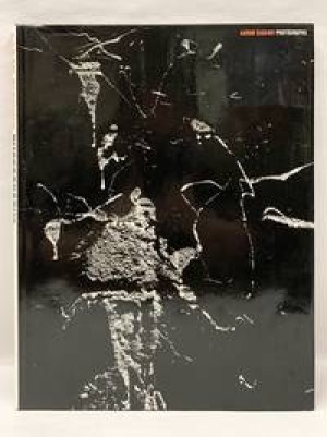 Aaron Siskind: Photographs by: Siskind, Aaron and Harold Rosenberg