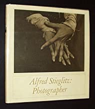 Alfred Stieglitz: Photographerby: Bry, Doris