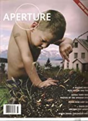 Aperture 172: (Aperture Magazine)by: Aperture Foundation Inc. Staff