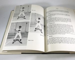 Baseball Coach's Complete Handbookby: Don Edwards
