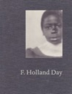 F. Holland Dayby: Roberts, Pam