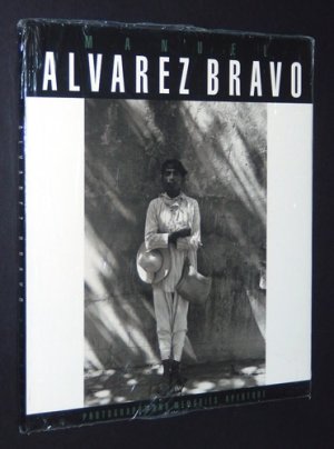Manuel Alvarez Bravo: Photographs and Memories (Aperture 147) by: Manuel Alvarez Bravo; Frederick Kaufman (essay) 