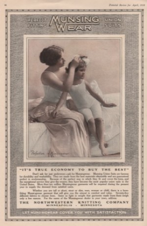 ORIGINAL VINTAGE MAGAZINE AD FOR MUNSINGWEAR UNION SUITS: Mother and Daughterby: N/A