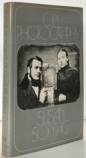 On Photographyby: Sontag, Susan