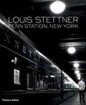 Penn Station, New Yorkby: Stettner, Louis