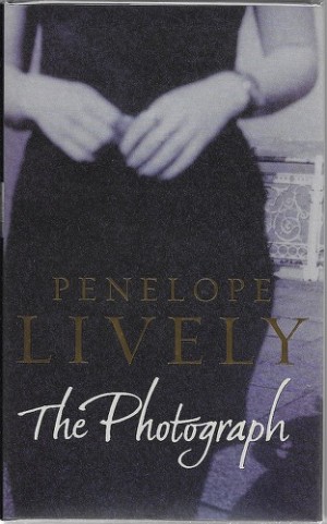 Photograph, The (SIGNED COPY)by: Livey, Penelope