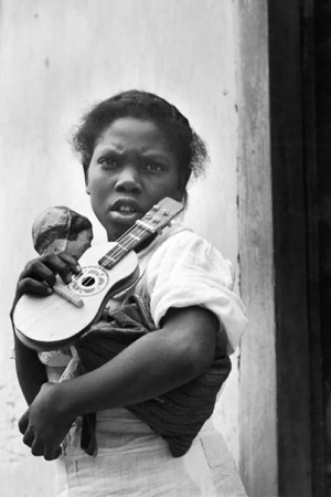 The Brazilian Photographs of Genevieve Naylor, 1940-1942 by: Robert M. Levine 