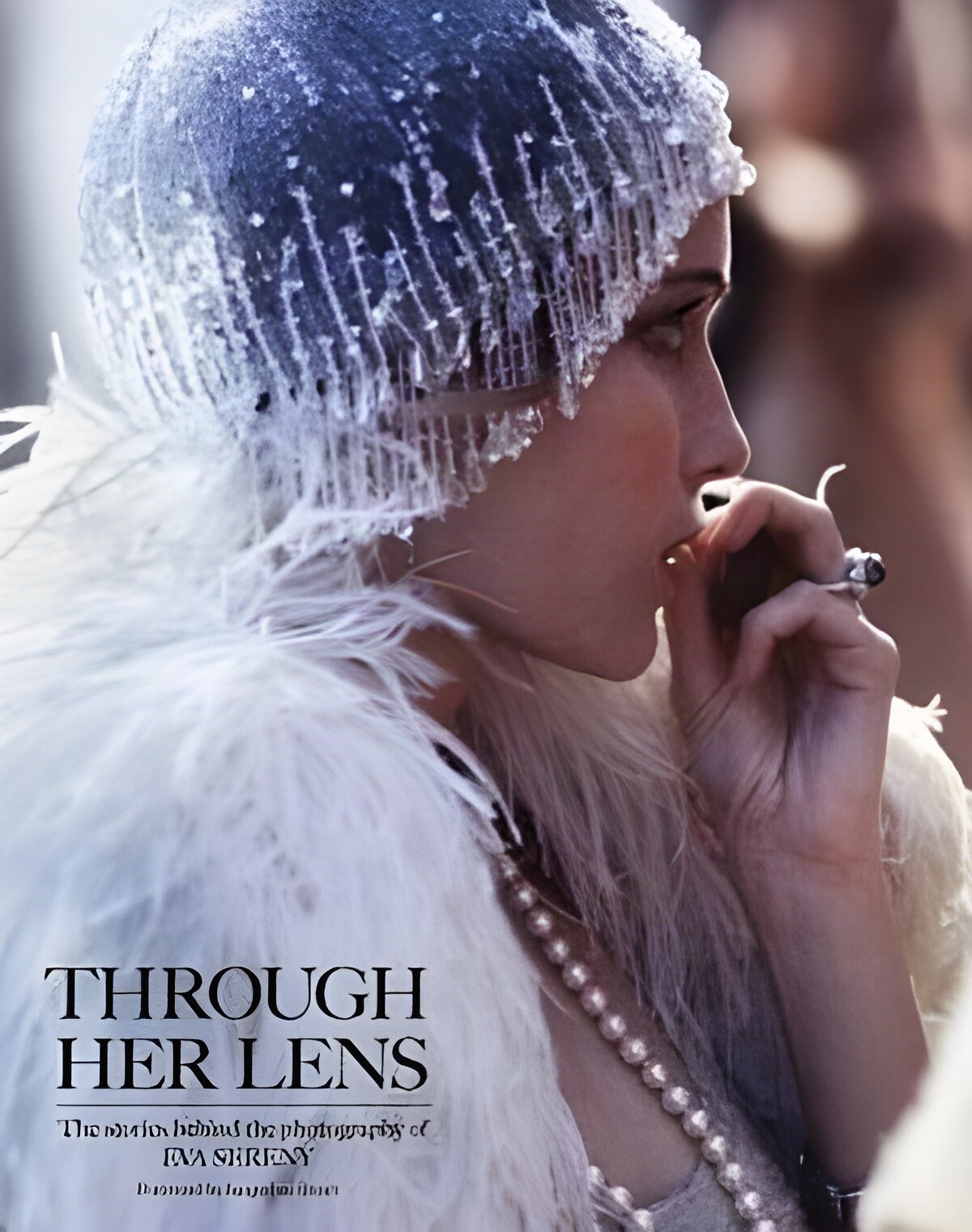 Through Her Lens: The Stories Behind the Photography of Eva Serenyby: Sereny, Eva