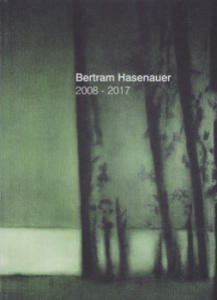 The strong contrast of the colors gives Hasenauer's works a smooth surface. His figures seem to exist in a timeless space. They appear absent-minded and withdrawn as they often disappear in the background.